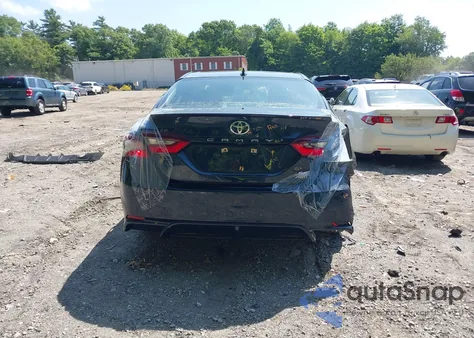 2021 Toyota Camry Se Awd z USA, uszkodzony, nr VIN 4T1G11BK4MU042911